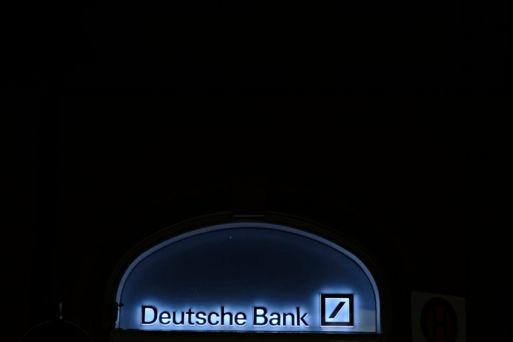 Στη Δικαιοσύνη τα «πιθανά κενά» στην καταπολέμηση του ξεπλύματος χρήματος της Deutsche Bank