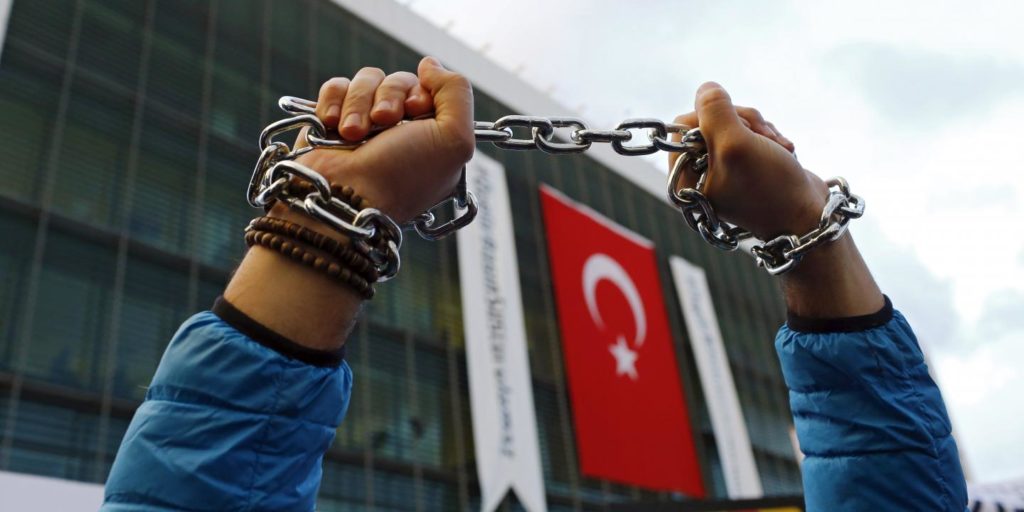 Διωκόμενοι πανεπιστημιακοί κέρδισαν δικαστικά τον πρώτο γύρο απέναντι στο καθεστώς Ερντογάν