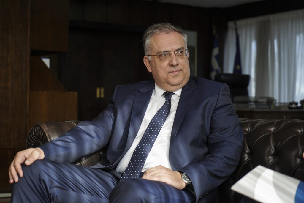 Κορυφαίος στόχος της κυβέρνησης η κατάργηση της απλής αναλογικής