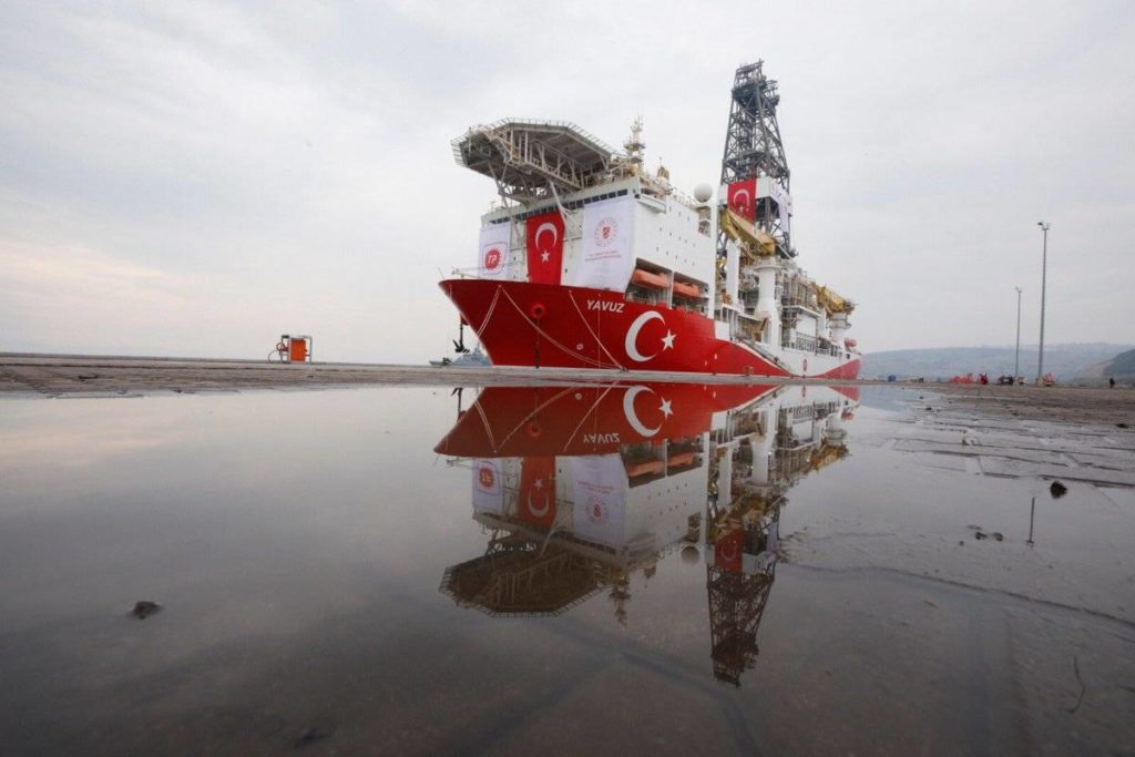 Η Κομισιόν επιβεβαιώνει τα μέτρα κατά της Τουρκίας για τις γεωτρήσεις