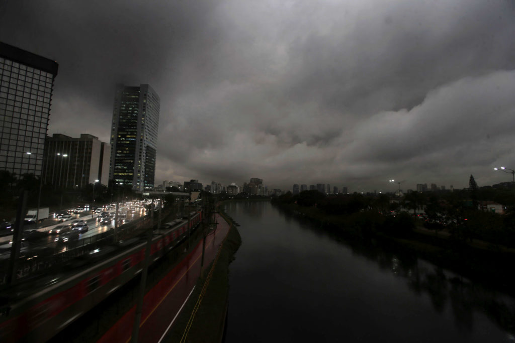 Σάο Πάολο: Η μέρα που σκοτείνιασε ο ουρανός