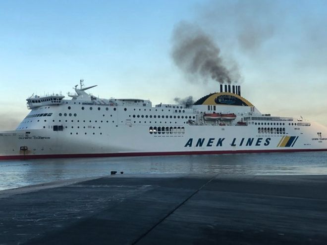 Φωτιά σε πλοίο με 613 επιβαίνοντες ανοιχτά της Κέρκυρας