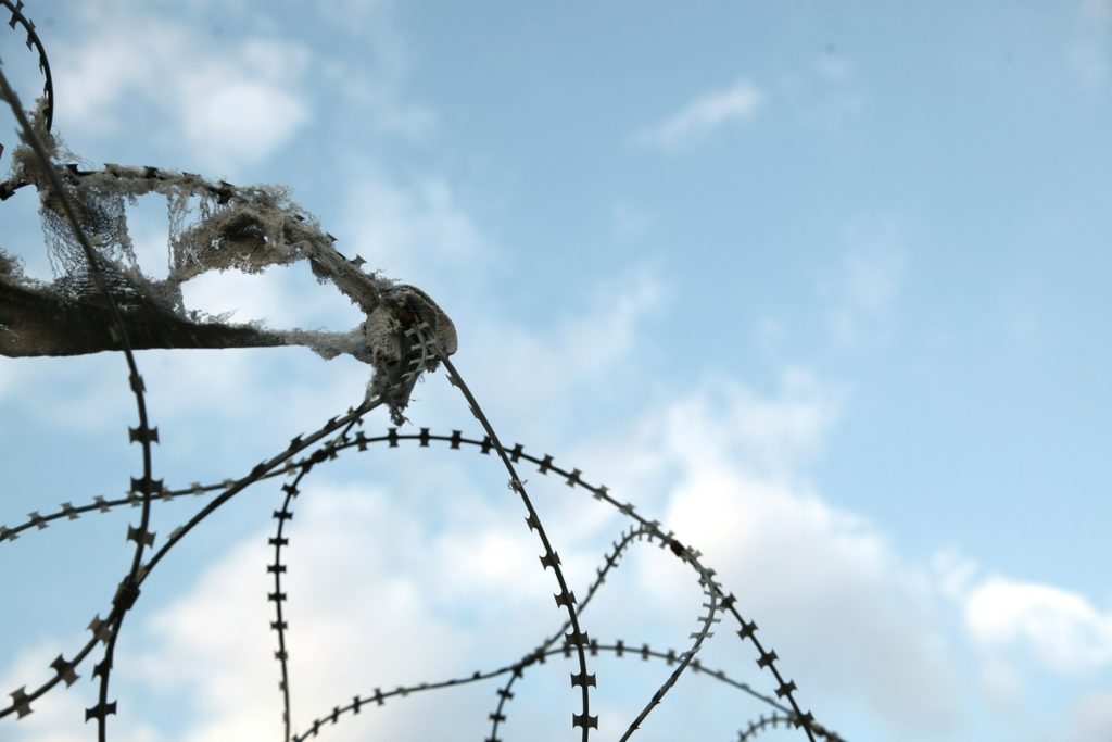 Σε απεργία πείνας και δίψας ο Κ. Σακκάς καταγγέλλοντας εκδικητικές ενέργειες από τη διευθύντρια των φυλακών Κορυδαλλού