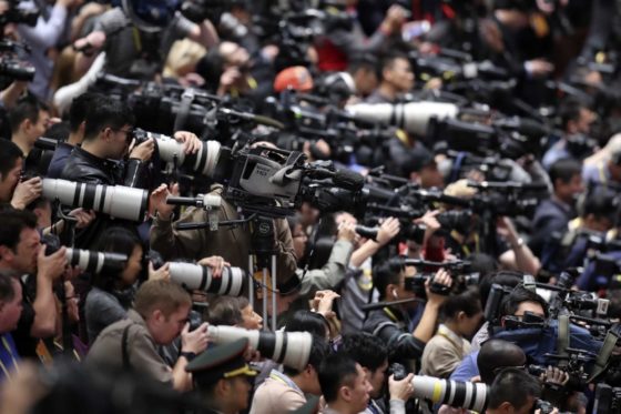 Η Κίνα απελαύνει Αμερικανούς δημοσιογράφους
