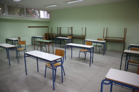 333 κλειστά σχολεία και τμήματα λόγω κορονοϊού σε ολόκληρη την επικράτεια