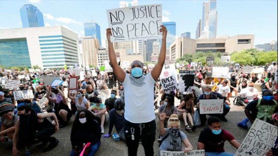 Αμείωτο το κύμα οργής και διαδηλώσεων στις ΗΠΑ για τη δολοφονία του Φλόιντ – O Τραμπ χαρακτήρισε τρομοκρατικές οργανώσεις τα αντιφασιστικά κινήματα (UPD)