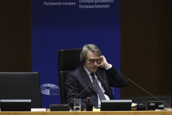 Διευκρινήσεις και μη ικανοποίηση από το Ευρωπαϊκό Κοινοβούλιο για τη συμφωνία της Συνόδου