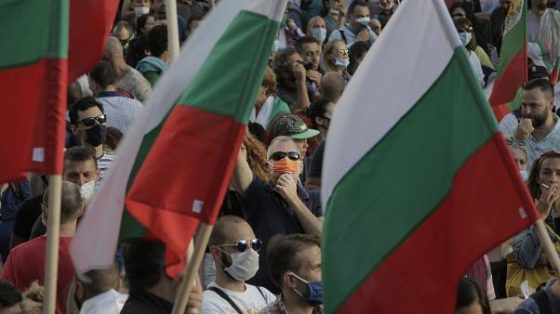 Οι πολλαπλές κρίσεις της Βουλγαρίας και μια αβέβαιη μετάβαση