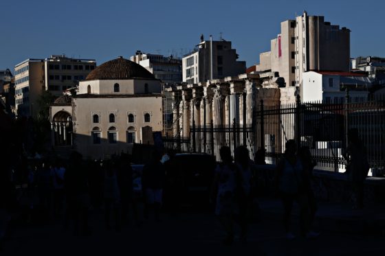 Καταργείται και επίσημα η κυριακάτικη αργία στα μαγαζιά του κέντρου της Αθήνας
