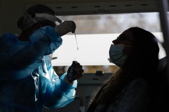 ΙΣΑ: Οριακή η κατάσταση της πανδημίας στην Αττική-Ανάγκη για παραπάνω τεστ
