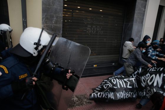Απρόκλητη επίθεση της αστυνομίας στη συγκέντρωση αλληλεγγύης στον Κουφοντίνα στην Αθήνα