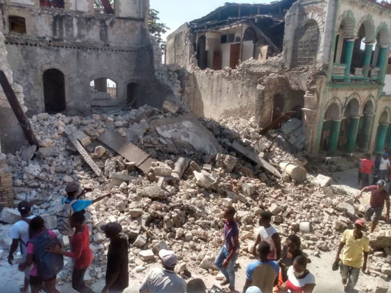 Τουλάχιστον 1.419 νεκροί από τον σεισμό στην Αϊτή – Ακολουθούν καταιγίδες και πλημμύρες