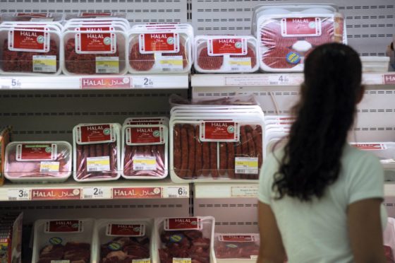 Προς απαγόρευση τα κρέατα χαλάλ και κοσέρ στην Ελλάδα