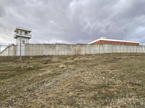 Η Δανία νοικιάζει φυλακές στο Κόσοβο για να στέλνει υπεράριθμους κρατούμενους μετανάστες
