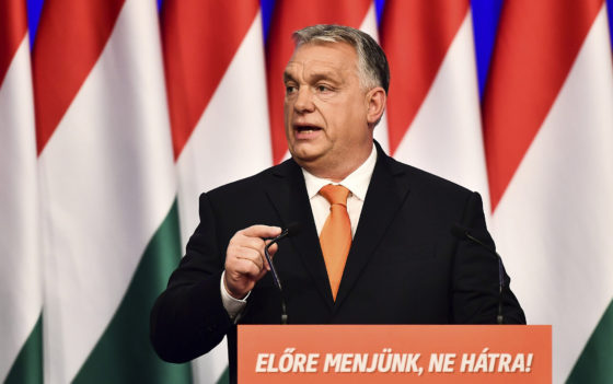 Ορμπάν: Δεν αποκλείει το ενδεχόμενο για αποχώρηση της Ουγγαρίας από την ΕΕ