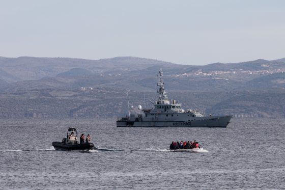 Πόρισμα – κόλαφος της OLAF: Η Frontex όχι μόνο ήξερε, αλλά χρηματοδοτούσε τα pushbacks που κάνουν οι ελληνικές αρχές στο Αιγαίο