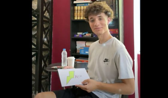 Το Facebook κατέβασε το βίντεο της νεολαίας ΣΥΡΙΖΑ με τίτλο: «Ένα μεγάλο ευχαριστώ στην κυβέρνηση Μητσοτάκη»