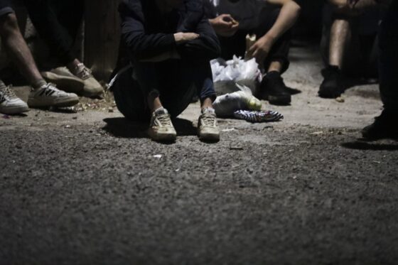 Ελληνικό Συμβούλιο για τους Πρόσφυγες: Να αλλάξει το Υπουργείο την απόφαση του για την κατάργηση του προγράμματος ΕΣΤΙΑ