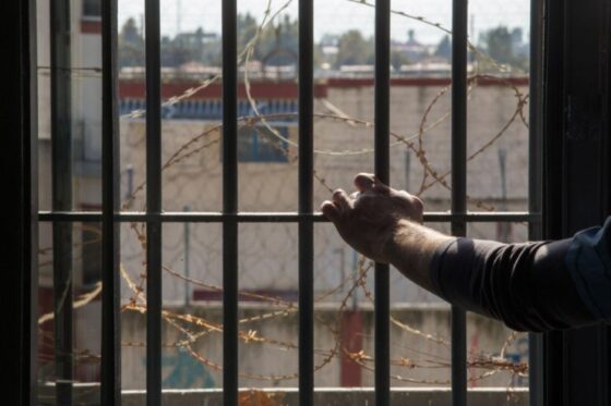 Δεσμοφύλακες στην Ιταλία κατηγορούνται για βασανιστήρια σε κρατούμενο