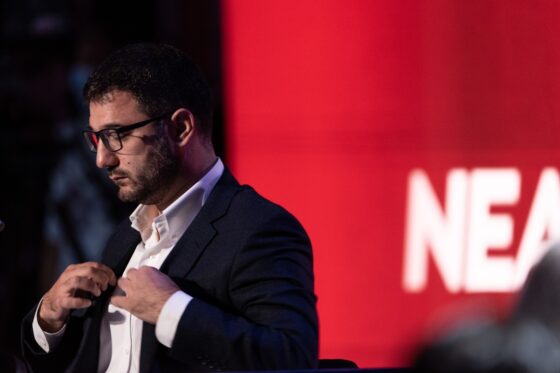 Ηλιόπουλος: Η κυβέρνηση να σταματήσει να κρύβει τον κ. Καραμανλή και τους υφυπουργούς που είναι ακόμα στη θέση τους