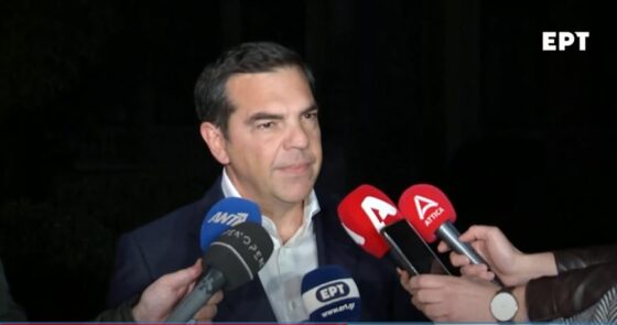 Τσίπρας μετά από συνάντηση με ΠτΔ: «Ο Μητσοτάκης οφείλει να παραιτηθεί»