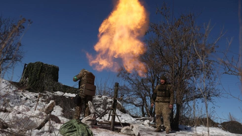 Oι ουκρανικές δυνάμεις στο Μπαχμούτ δέχονται ολοένα και μεγαλύτερες πιέσεις λέει η Βρετανία