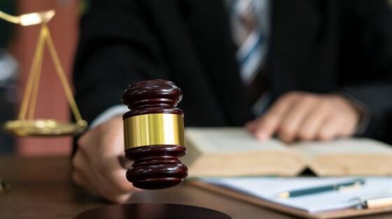 Ένωση Δικαστών και Εισαγγελέων για το Μάτι: «Μηδενική ανοχή στα λαϊκά δικαστήρια και στις παρεμβάσεις πολιτικών προσώπων»