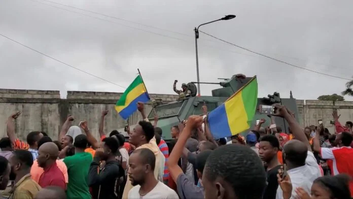 Coup d’État au Gabon : Pas de précipitation pour les élections et « mêmes erreurs » – The Press Project