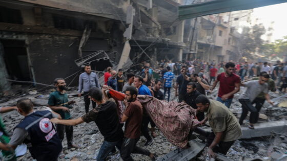 Χαμάς: «140 νεκροί, εκατοντάδες τραυματίες και δεκάδες κατεστραμμένες κατοικίες από Ισραηλινά πλήγματα τη νύχτα»
