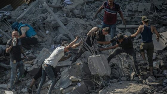 «Απέρριψε δίμηνη εκεχειρία με το Ισραήλ η Χαμάς», λέει Αιγύπτιος αξιωματούχος – «Δεν απελευθερώνουν ομήρους αν δεν αποχωρήσει το Ισραήλ από τη Γάζα»