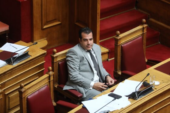«Δεν υπήρξε συνεργασία με τον Θεοδωρόπουλο, ήταν γιατρός μου» απαντάει ο Πλεύρης στο ΠΑΣΟΚ
