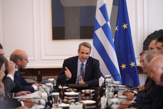 Mητσοτάκης στο Υπ. Συμβούλιο: Περαιτέρω καταστολή η λύση της κυβέρνησης για την εφηβική παραβατικότητα – Η πλατφόρμα SafeYouth