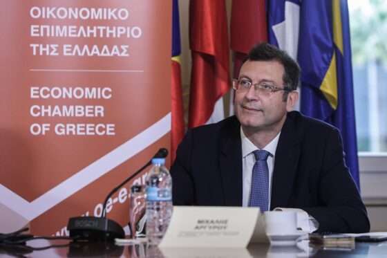 Ο Μιχάλης Αργυρού αναλαμβάνει προϊστάμενος του Οικονομικού Γραφείου του Πρωθυπουργού