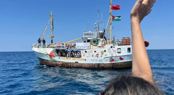 Στόλος της Ελευθερίας: «Να εγγυηθεί ο Τραμπ την ασφαλή πρόσβαση του Handala στη Γάζα» απαιτούν οι Αμερικανοί επιβαίνοντες – ακτιβιστές