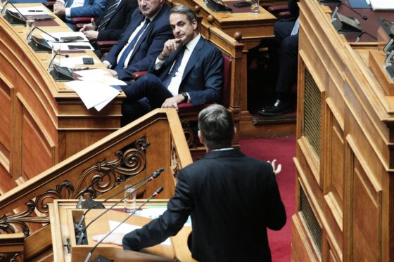 Ανδρουλάκης για ΟΠΕΚΕΠΕ: «Ο Μητσοτάκης δεν θέλει να τιμωρούνται οι υπεύθυνοι στα σκάνδαλα γιατί εκβιάζεται» – «Ναι» στην Εξεταστική αν πείτε «ναι» στην Προανακριτική