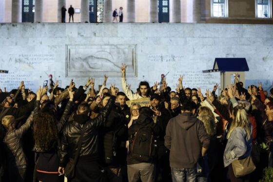 Κυβερνητική μνησικακία με πρόσχημα ένα μνημείο