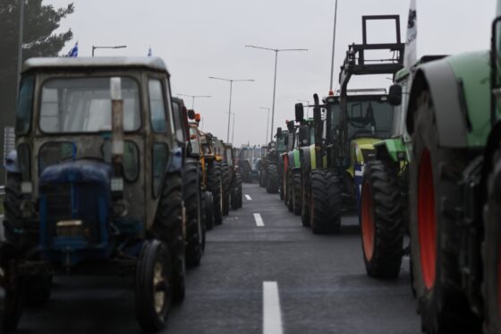 Κλιμακώνουν τον αγώνα οι αγρότες: Το κλείσιμο του λιμανιού του Βόλου αποφάσισε η Συνέλευση της Νίκαιας