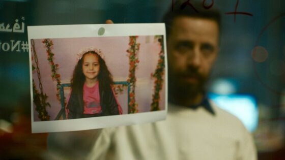 «Η Φωνή της Χιντ Ρατζάμπ»: Το φιλμ που μας θυμίζει ότι δεν είναι λύση ο λαιμός να κάνει συμφωνίες με το μαχαίρι