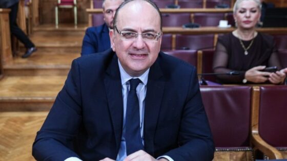 ΠΑΣΟΚ: Ο Κ.Μητσοτάκης που υποσχόταν ότι θα κυβερνήσει με τους άριστους, κάλυψε πλήρως το προσωπικό του ρουσφέτι